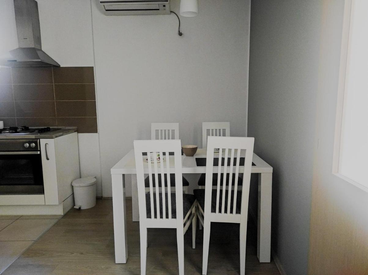 Apartment Sunce Šibenik Esterno foto