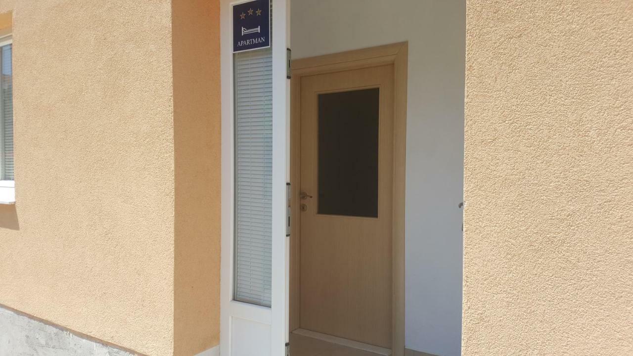 Apartment Sunce Šibenik Esterno foto